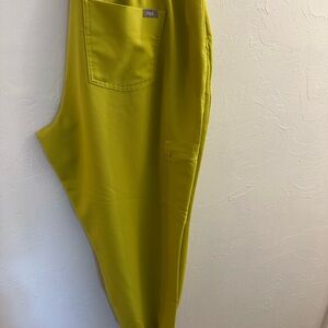 Figs Zamora limeade jogger XLP